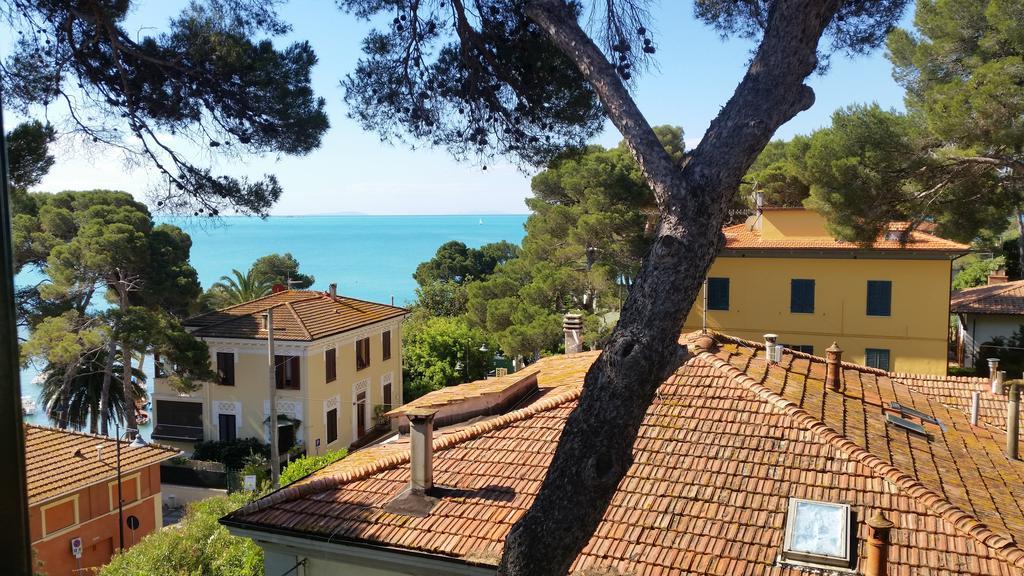 Hotel Leopoldo Castiglioncello Bagian luar foto