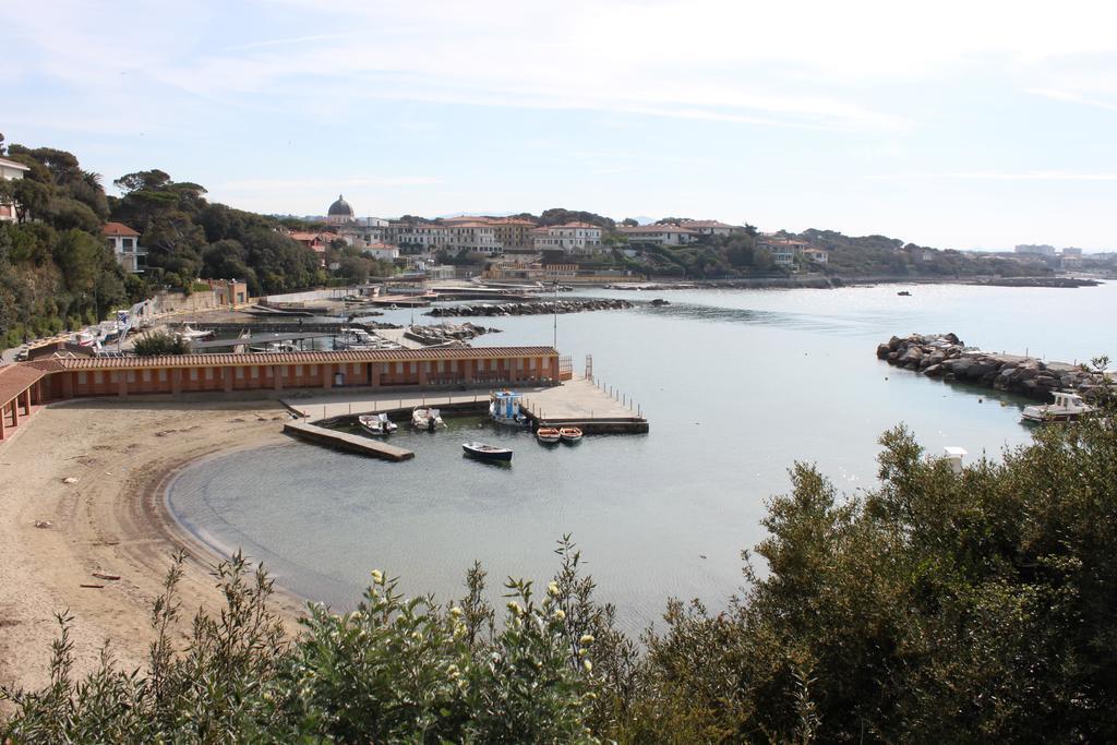Hotel Leopoldo Castiglioncello Bagian luar foto